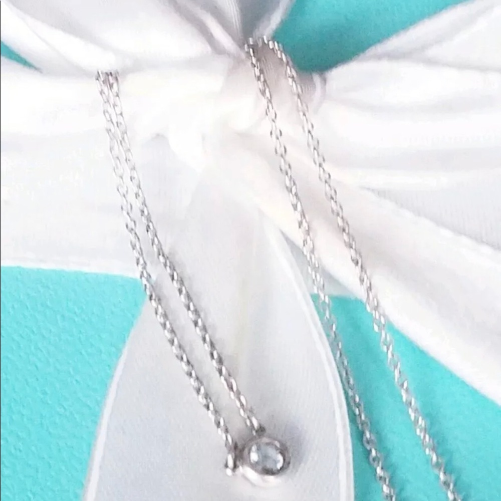 Elsa Pereti color by the yard pendant